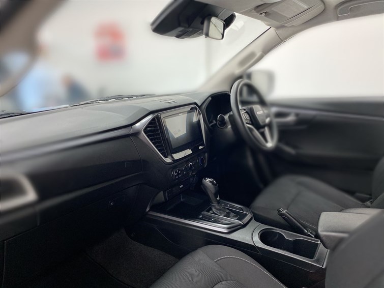 Used Isuzu D-Max 2022 for sale - 77706089: Photo 2