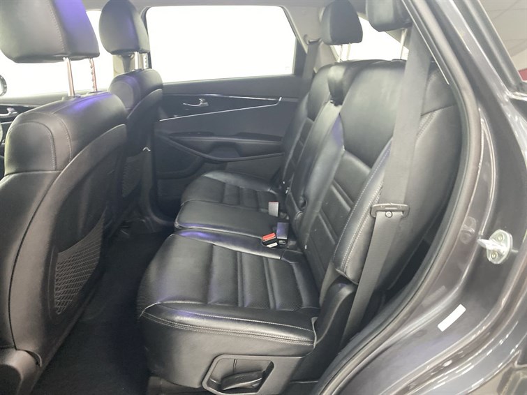 Used Kia Sorento 2018 for sale - 77210541: Photo 56