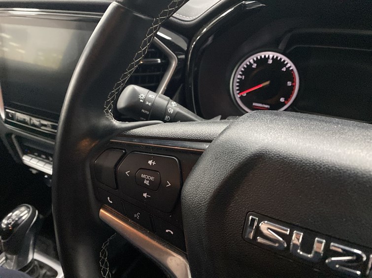 Used Isuzu D-Max 2023 for sale - 77442039: Photo 38