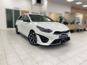 Used Kia Ceed 2025 for sale - 77210606: Photo