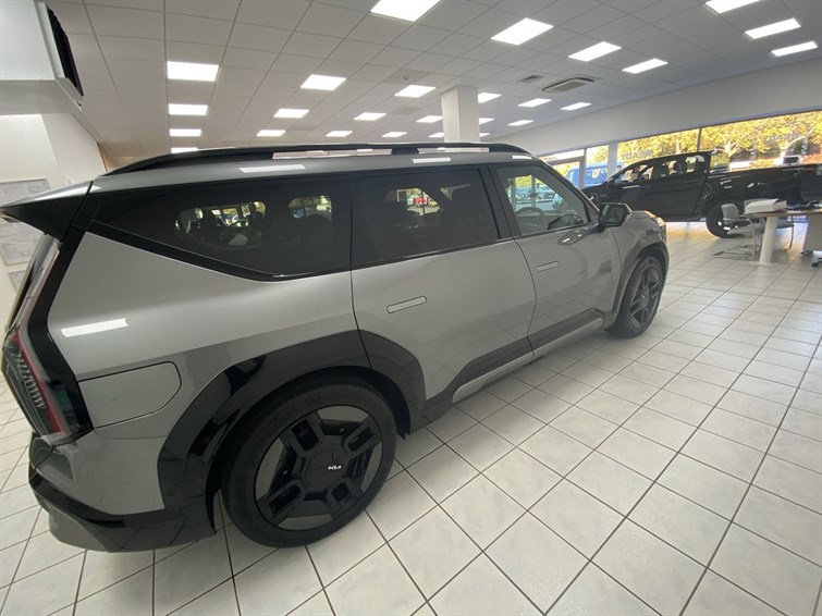 Used Kia EV9 2025 for sale - 77210577: Photo 5