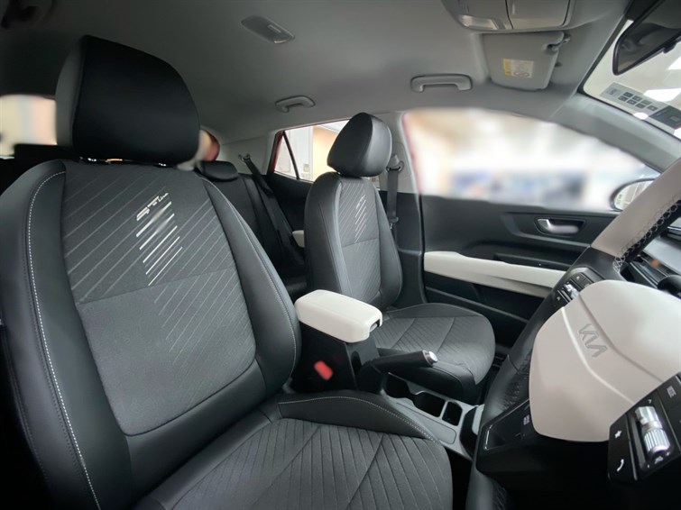 Used Kia Stonic 2026 for sale - 77498057: Photo 32