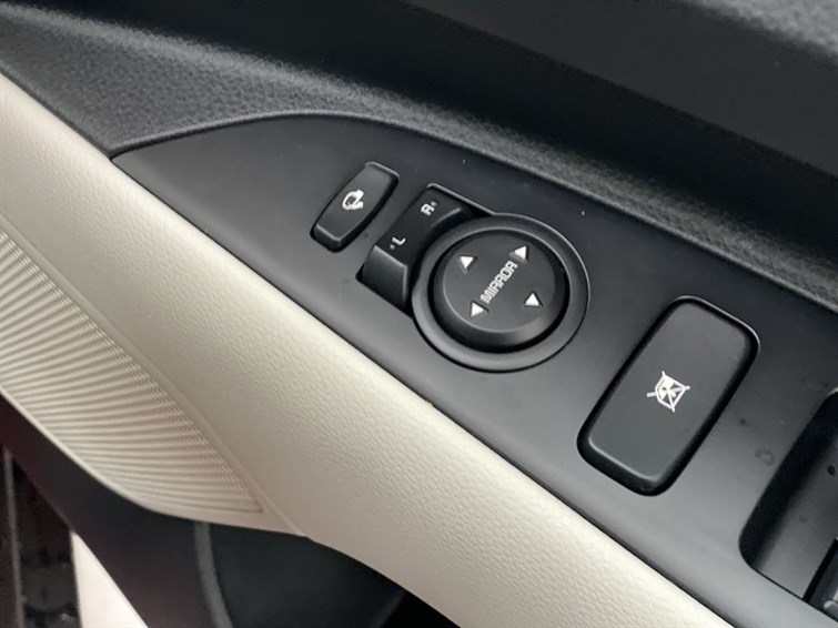 Used Kia Stonic 2026 for sale - 77498057: Photo 35