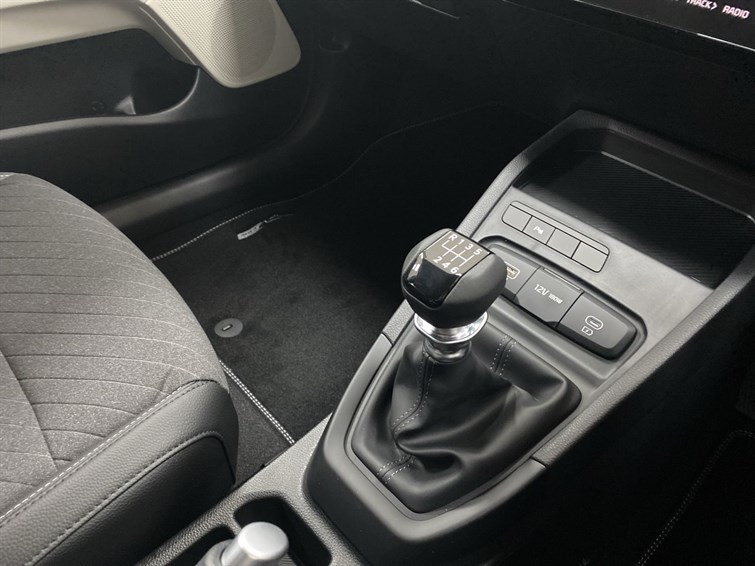 Used Kia Stonic 2026 for sale - 77498057: Photo 50