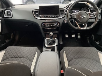 Used Kia Ceed 2021 for sale - 77809655: Photo