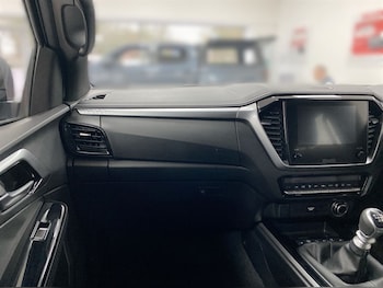 Used Isuzu D-Max 2024 for sale - 77551517: Photo