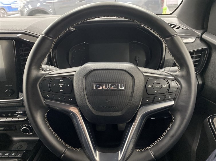 Used Isuzu D-Max 2024 for sale - 77551517: Photo 41