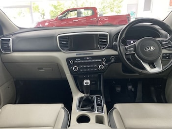 Used Kia Sportage 2019 for sale - 79063681: Photo