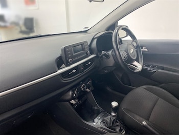 Used Kia Picanto 2020 for sale - 79472809: Photo