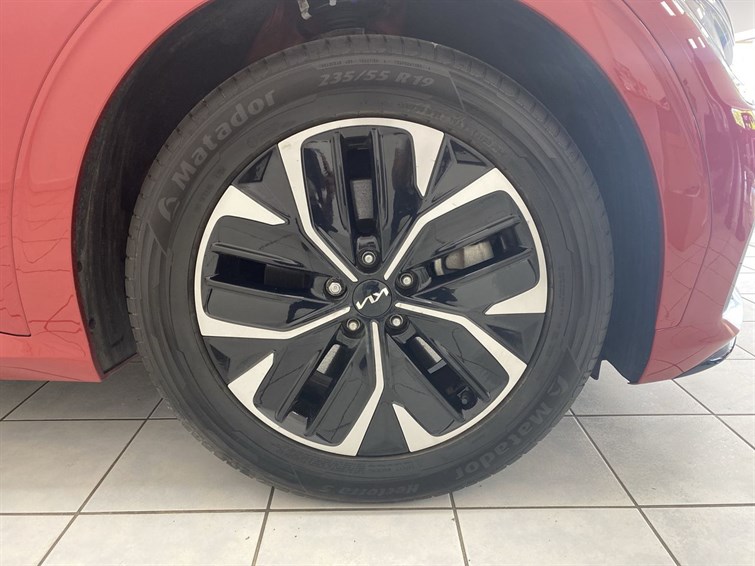 Used Kia EV6 2023 for sale - 77210518: Photo 15