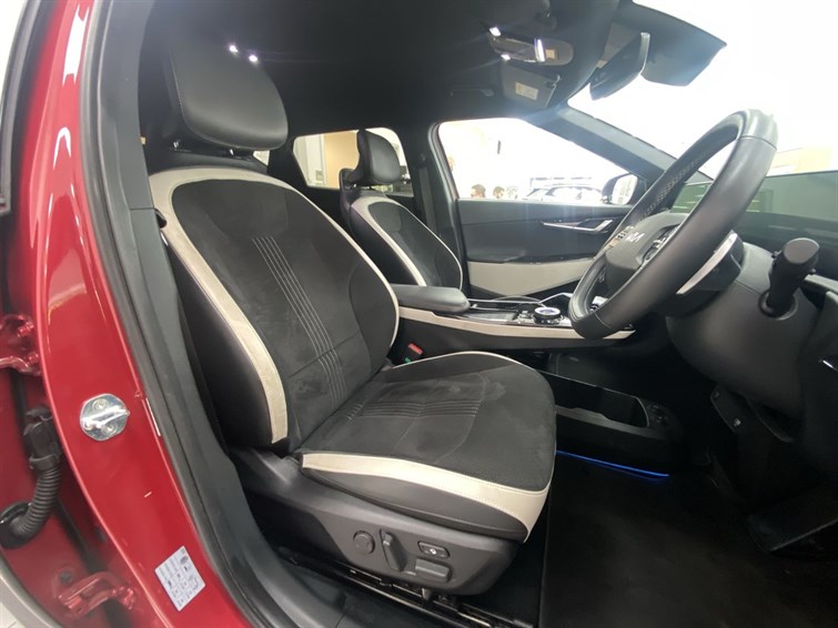 Used Kia EV6 2023 for sale - 77210518: Photo 32