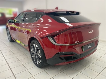 Used Kia EV6 2023 for sale - 77210518: Photo