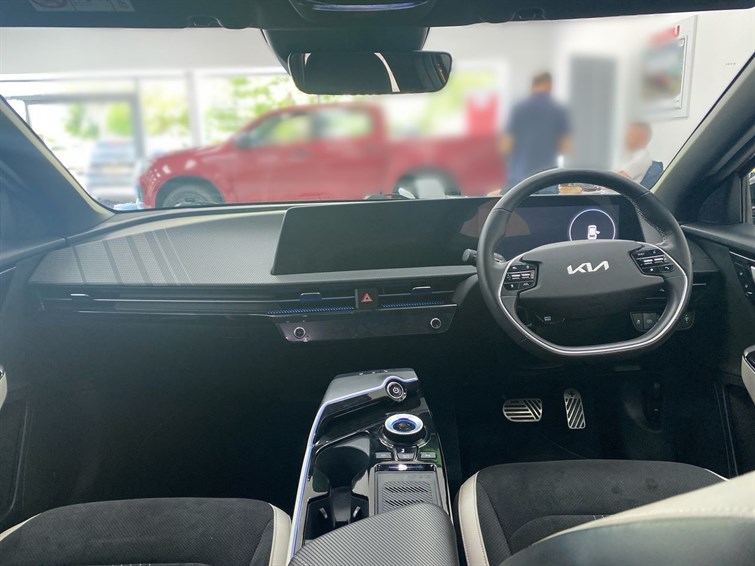 Used Kia EV6 2023 for sale - 77210518: Photo 4