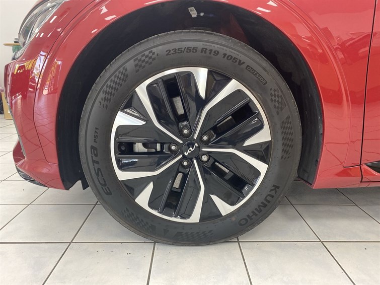 Used Kia EV6 2023 for sale - 77210518: Photo 9