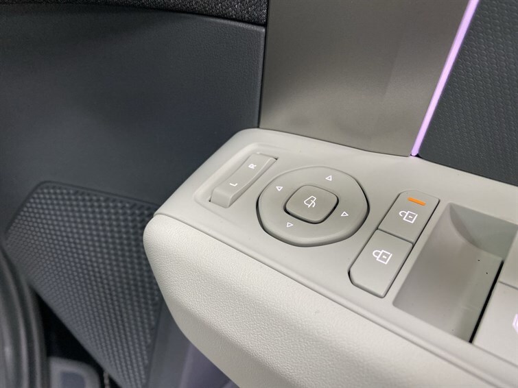 Used Kia EV3 2025 for sale - 78215686: Photo 35