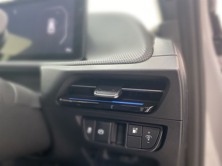 Used Kia EV6 2025 for sale - 77210446: Photo 32