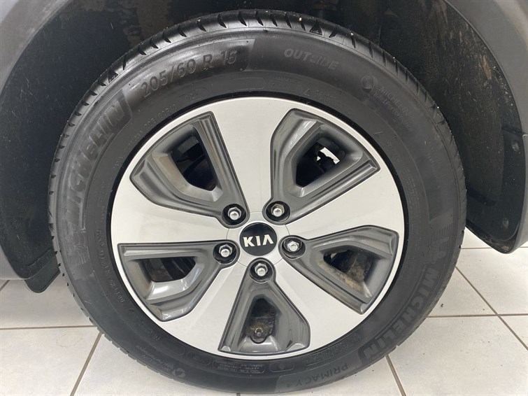 Used Kia Niro 2018 for sale - 77210576: Photo 18