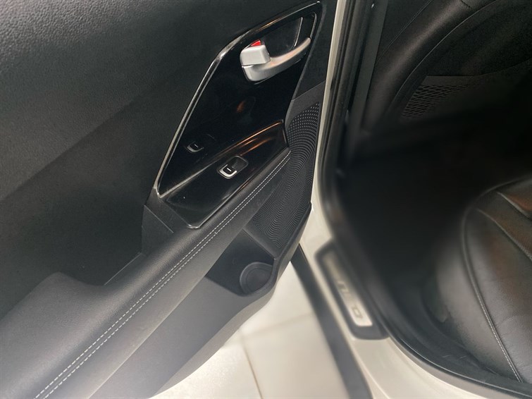 Used Kia Niro 2018 for sale - 77210576: Photo 60