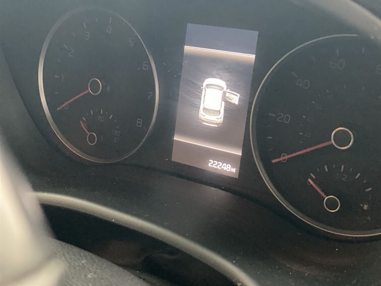 Used Kia Stonic 2023 for sale - 78102570: Photo 11