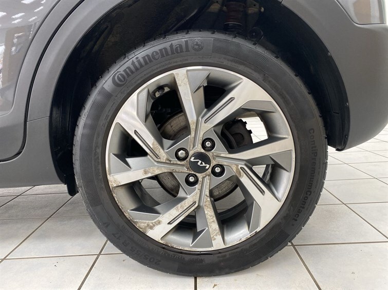 Used Kia Stonic 2023 for sale - 78102570: Photo 19