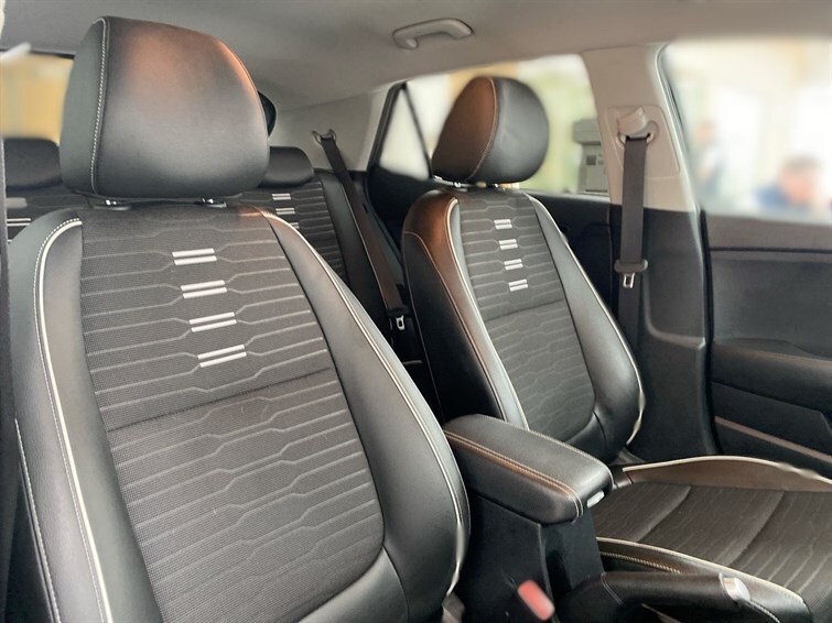 Used Kia Stonic 2023 for sale - 78102570: Photo 32