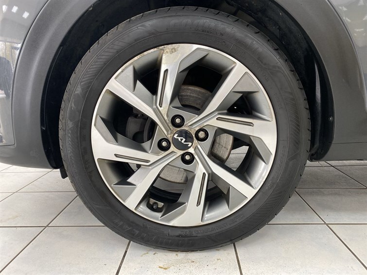 Used Kia Stonic 2023 for sale - 78102570: Photo 9