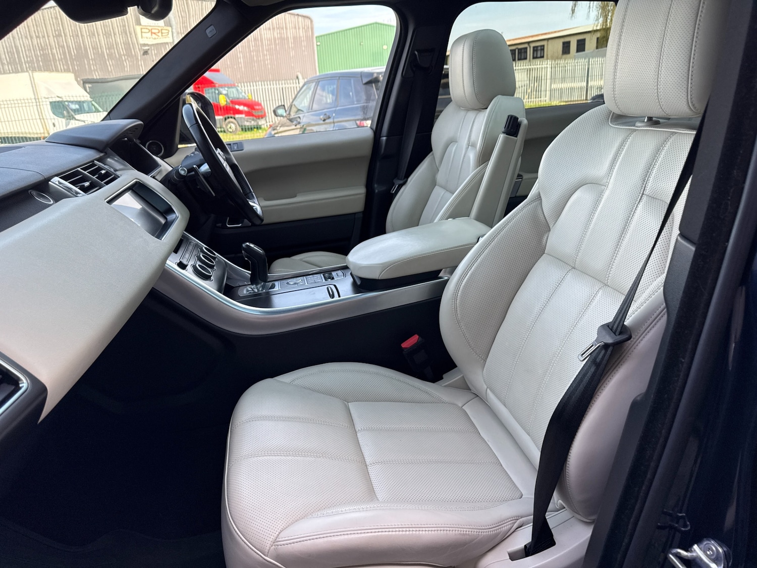 Used Land Rover Range Rover Sport 2017 for sale - 78144814: Photo 9