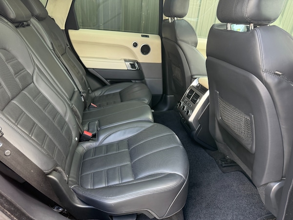 Used Land Rover Range Rover Sport 2016 for sale - 76097485: Photo 11