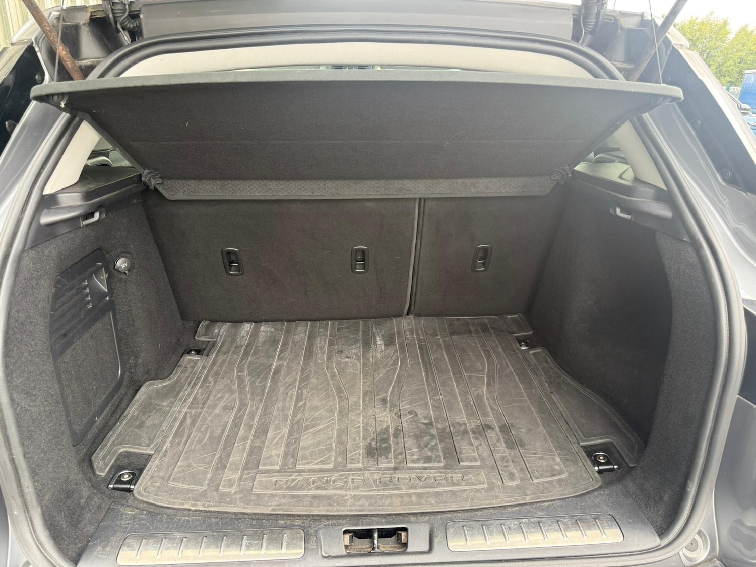 Used Land Rover Range Rover Evoque 2012 for sale - 76097476: Photo 12