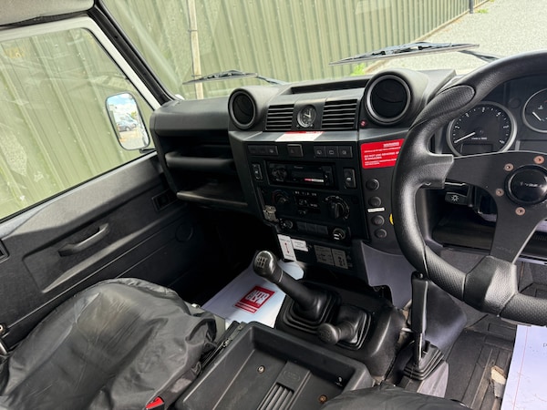 Used Land Rover Defender 2014 for sale - 75092426: Photo 11