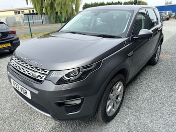 Used Land Rover Discovery Sport 2015 for sale - 75562659: Photo