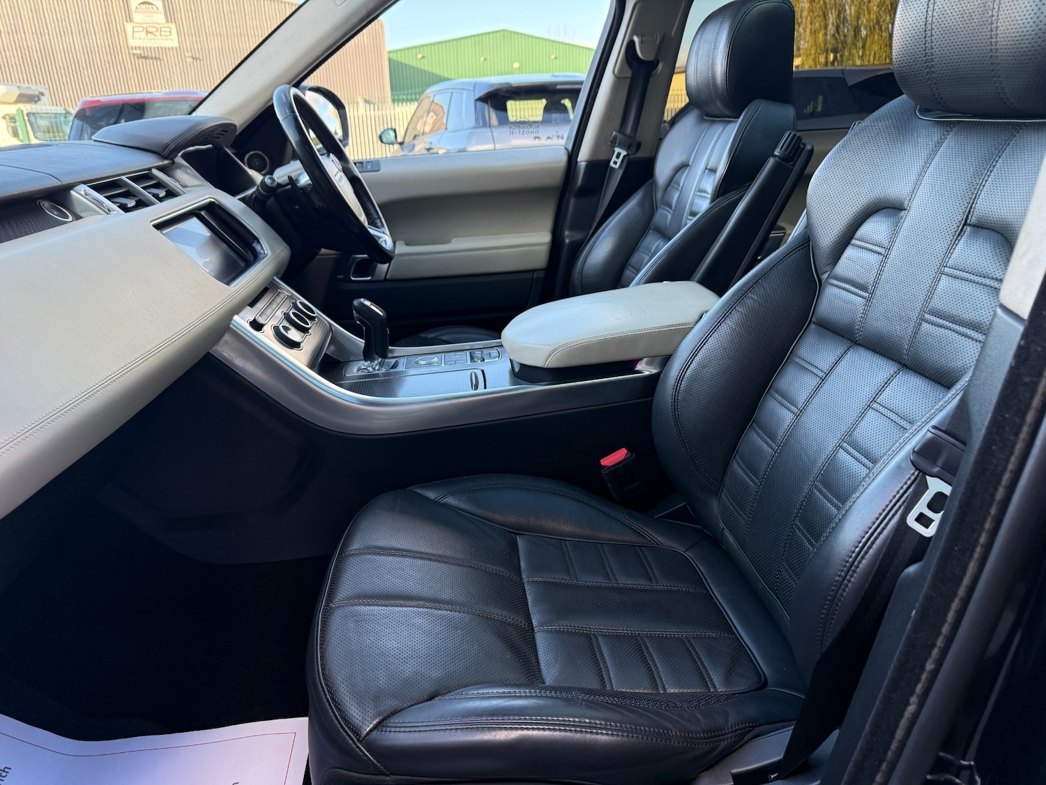 Used Land Rover Range Rover Sport 2015 for sale - 76687595: Photo 9