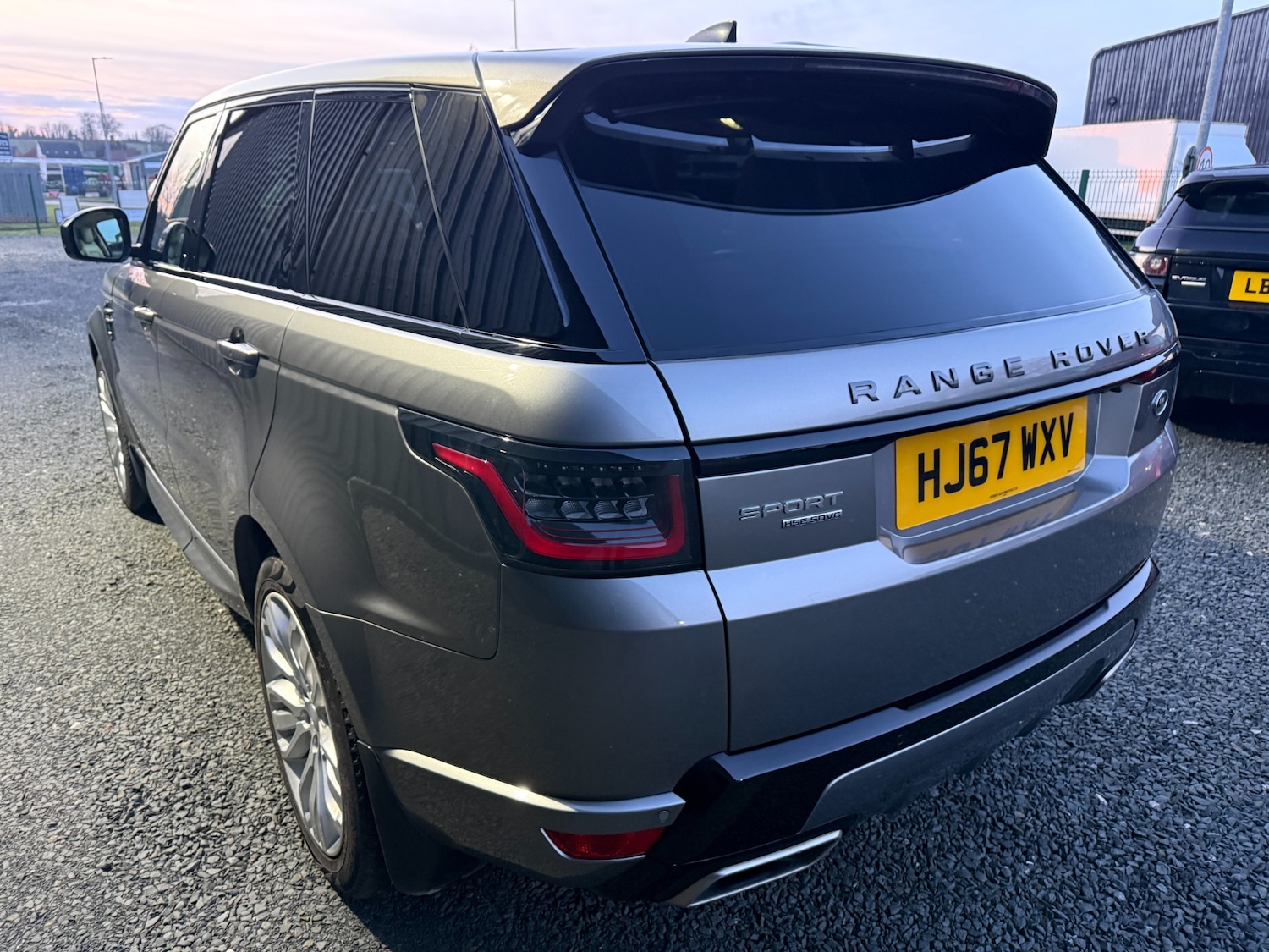 Used Land Rover Range Rover Sport 2017 for sale - 77165479: Photo 4