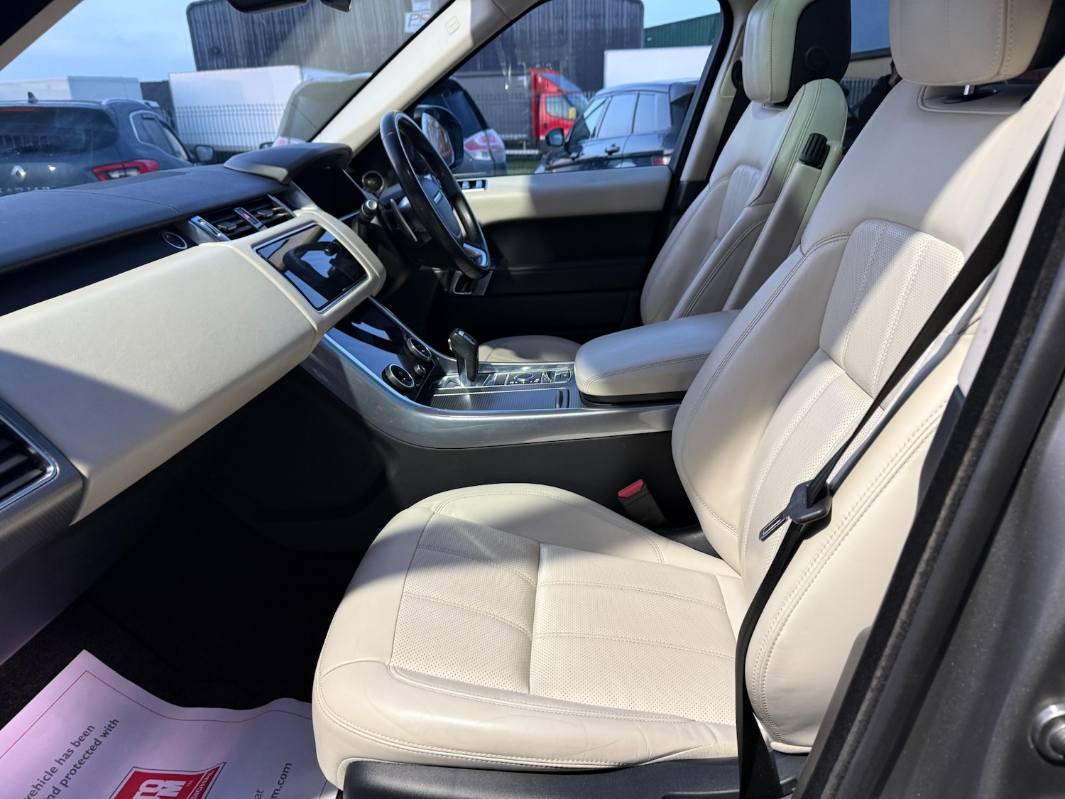 Used Land Rover Range Rover Sport 2017 for sale - 77165479: Photo 9