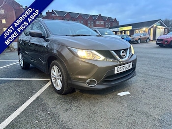 Used Nissan Qashqai 2017 for sale - 77037702: Photo