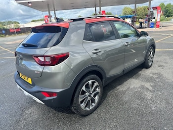 Used Kia Stonic 2019 for sale - 78569893: Photo