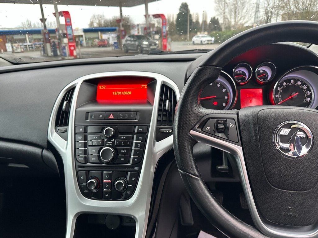 Used Vauxhall Astra 2011 for sale - 77188442: Photo 26