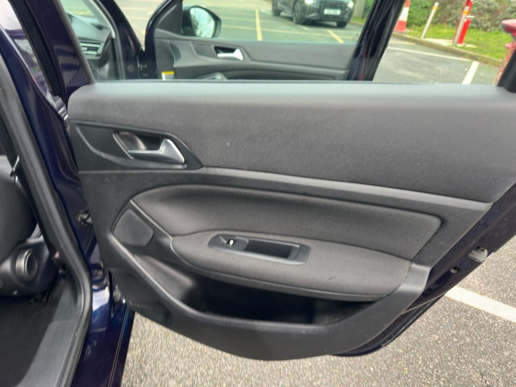 Used Peugeot 308 2017 for sale - 77631634: Photo 18