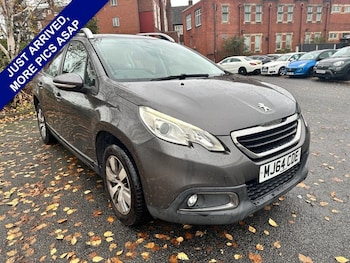 Used Peugeot 2008 2014 for sale - 76547109: Photo
