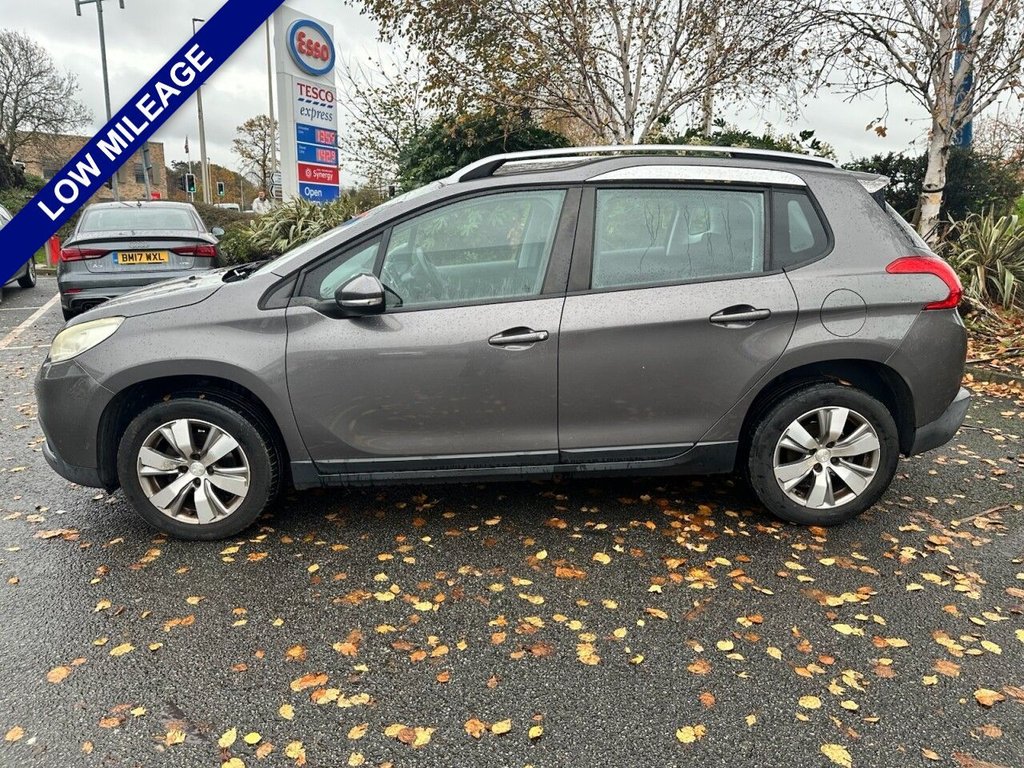 Used Peugeot 2008 2014 for sale - 76547109: Photo 4