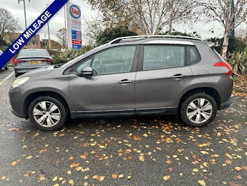 Used Peugeot 2008 2014 for sale - 76547109: Photo