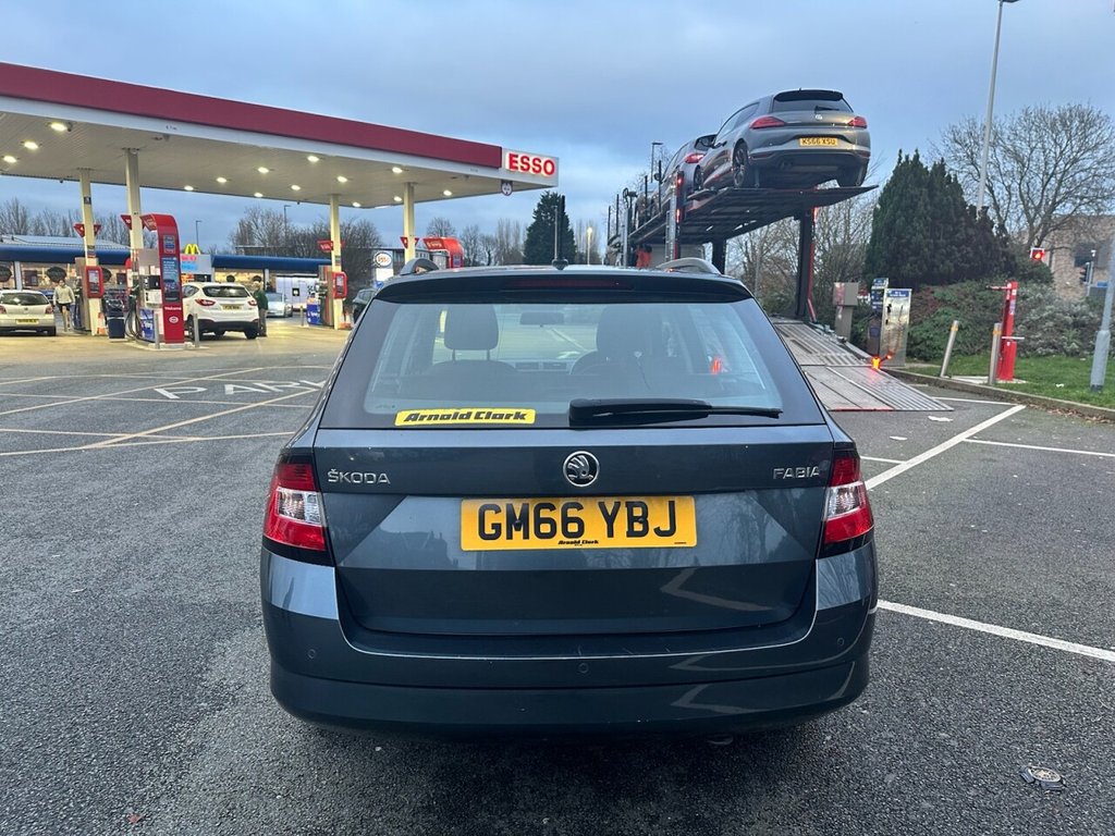 Used Skoda Fabia 2017 for sale - 77037699: Photo 6