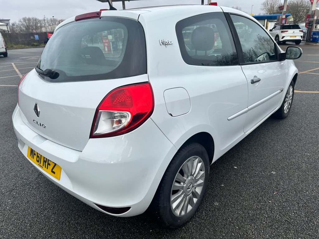 Used Renault Clio 2011 for sale - 77384135: Photo 3