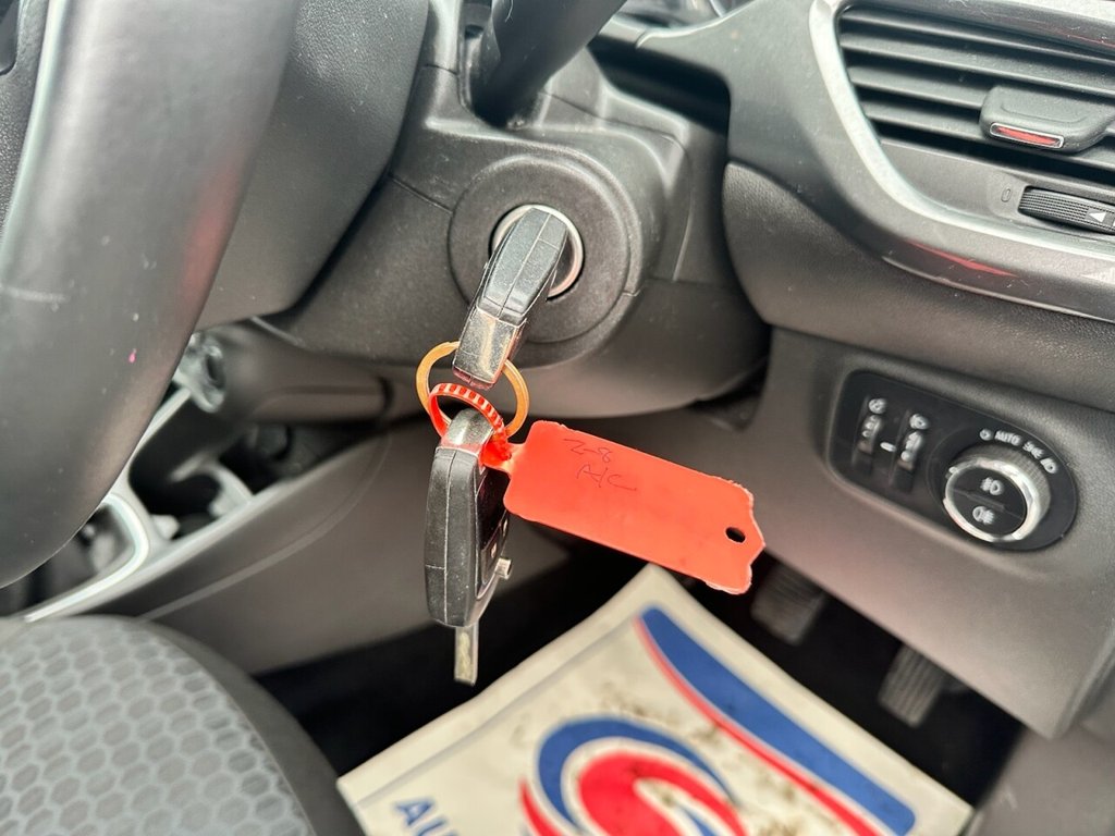 Used Vauxhall Corsa 2015 for sale - 76469715: Photo 13