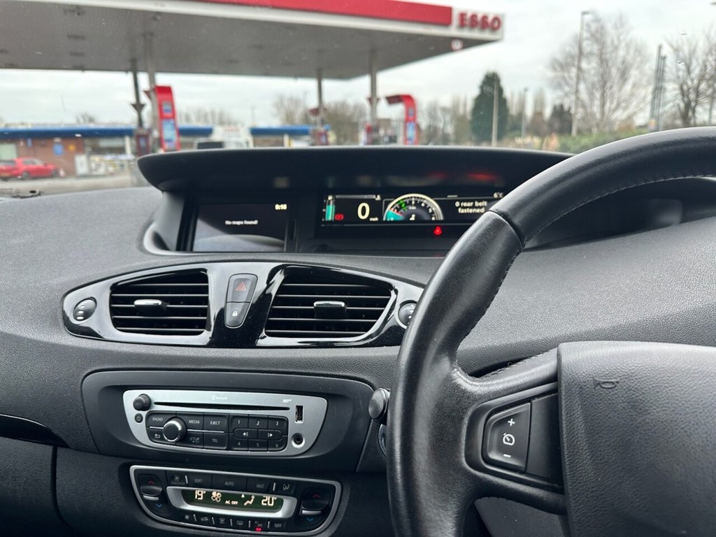 Used Renault Scenic 2014 for sale - 77408522: Photo 11