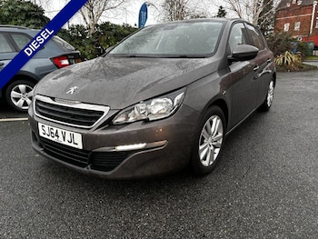 Used Peugeot 308 2014 for sale - 77341259: Photo