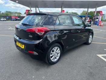 Used Hyundai i20 2017 for sale - 74998021: Photo