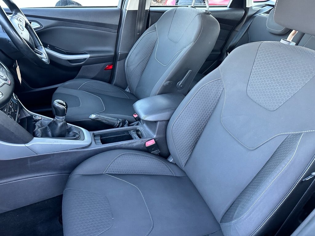 Used Ford Focus 2015 for sale - 76631817: Photo 12