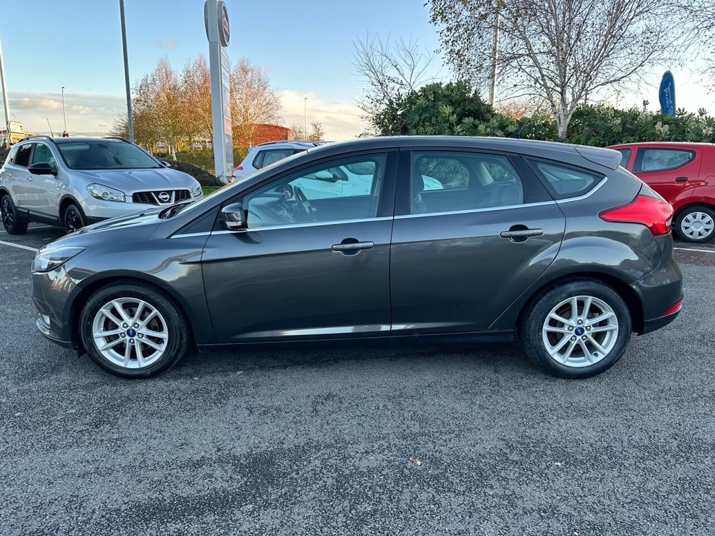 Used Ford Focus 2015 for sale - 76631817: Photo 6