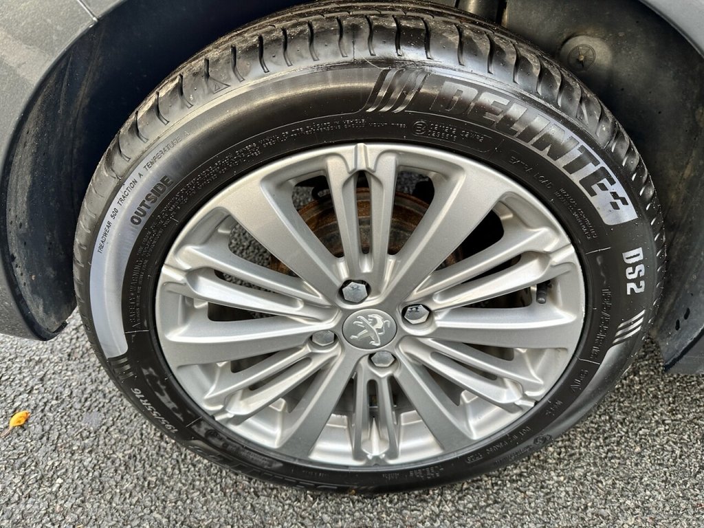 Used Peugeot 208 2015 for sale - 76740176: Photo 17